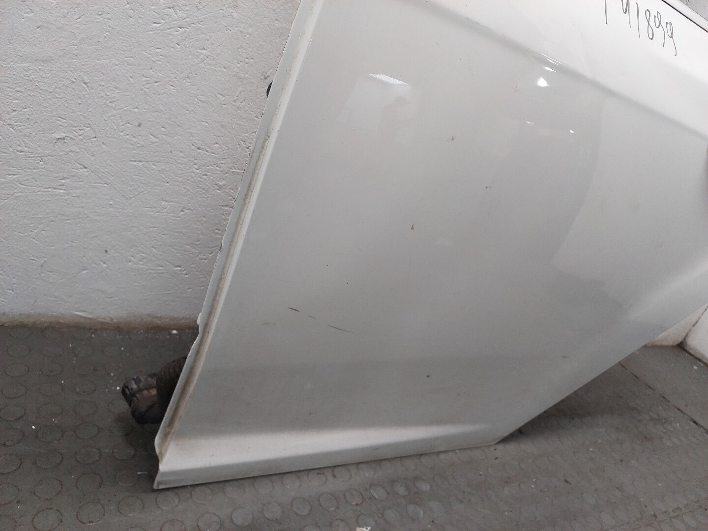 Дверь задняя левая