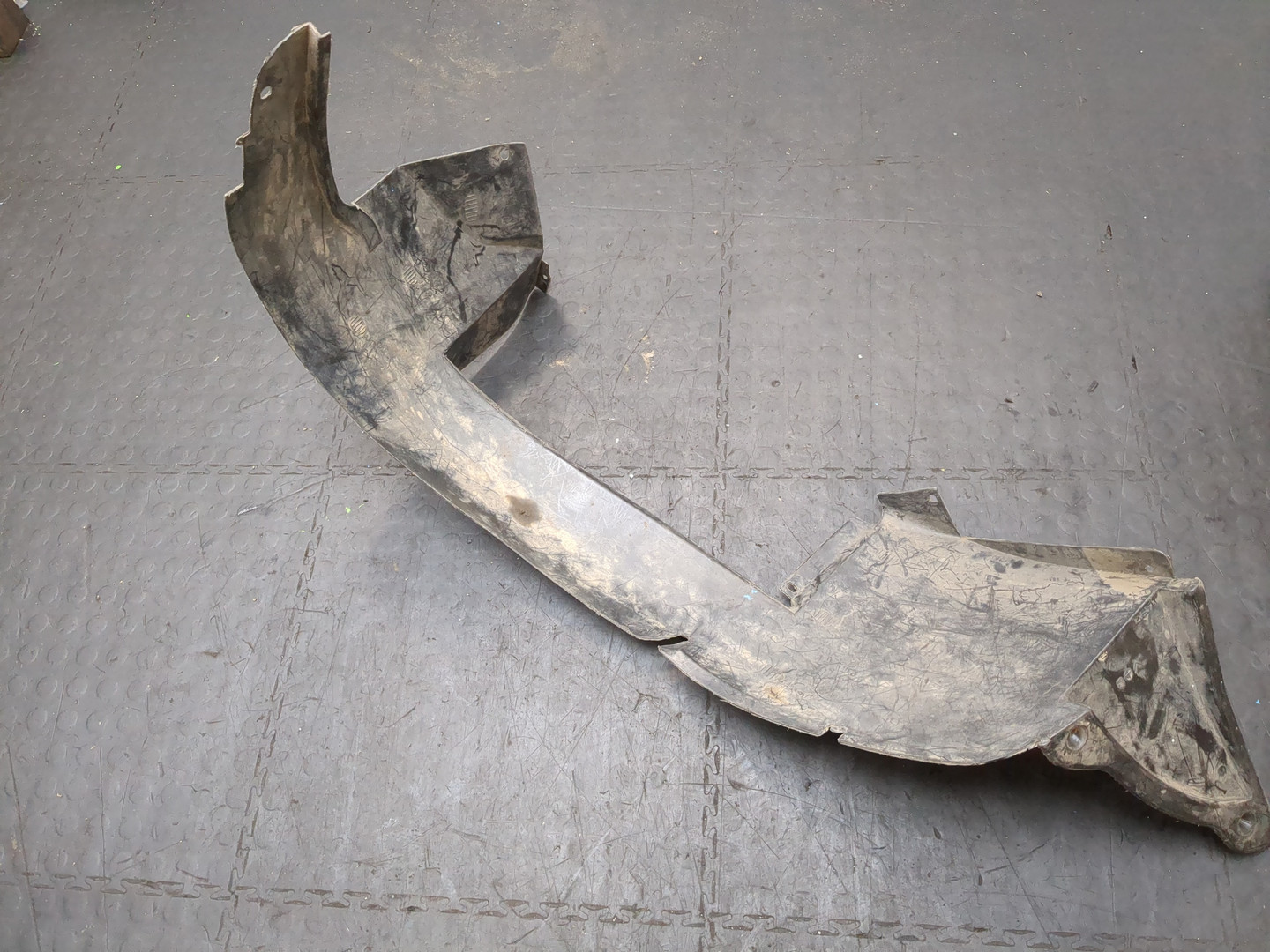 Локер передний левый