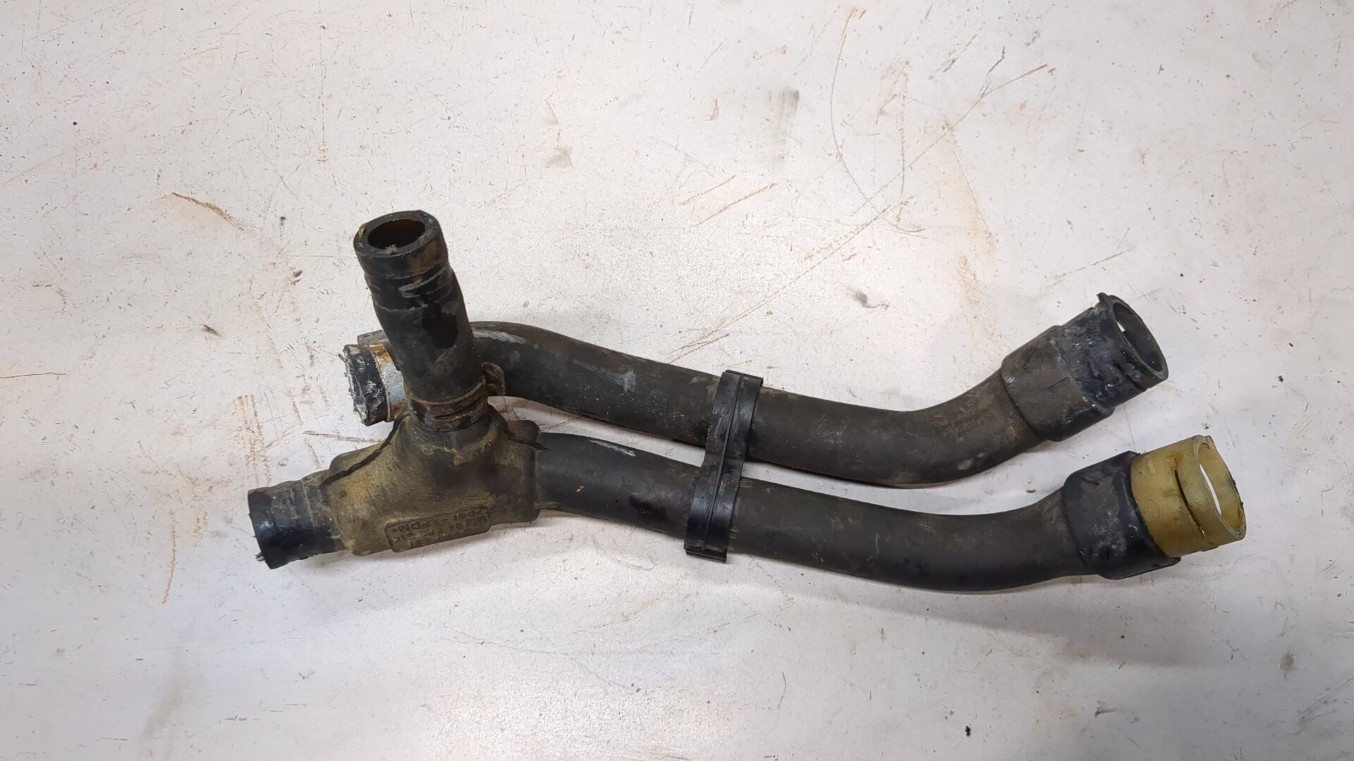 Патрубок отопителя