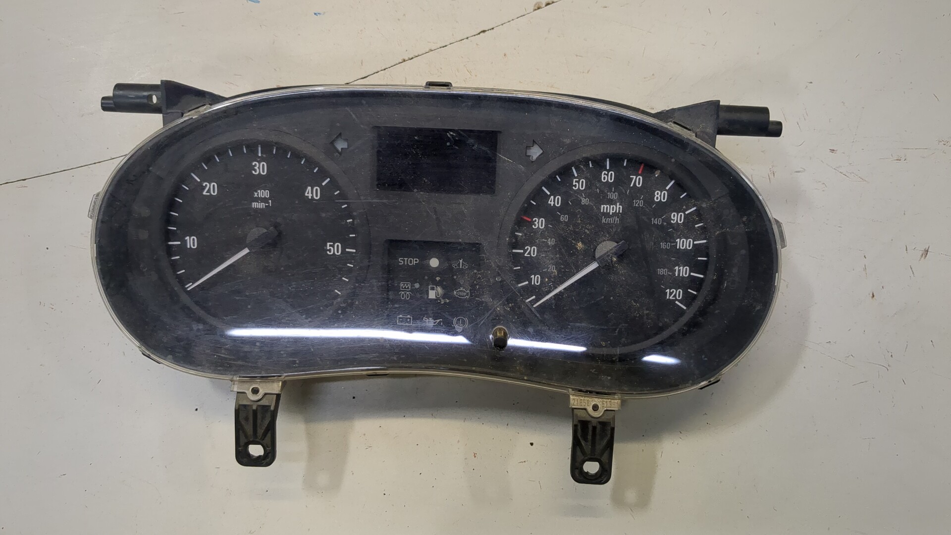 Панель приборов