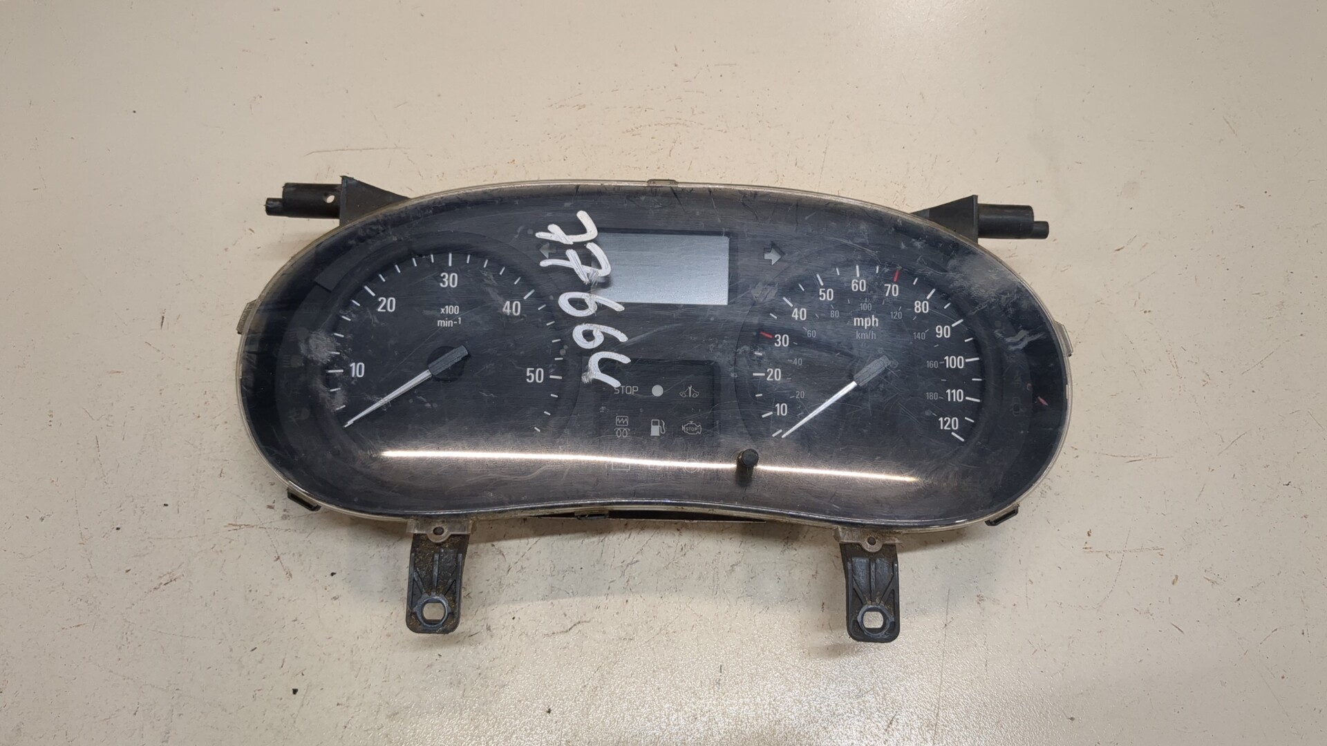 Панель приборов