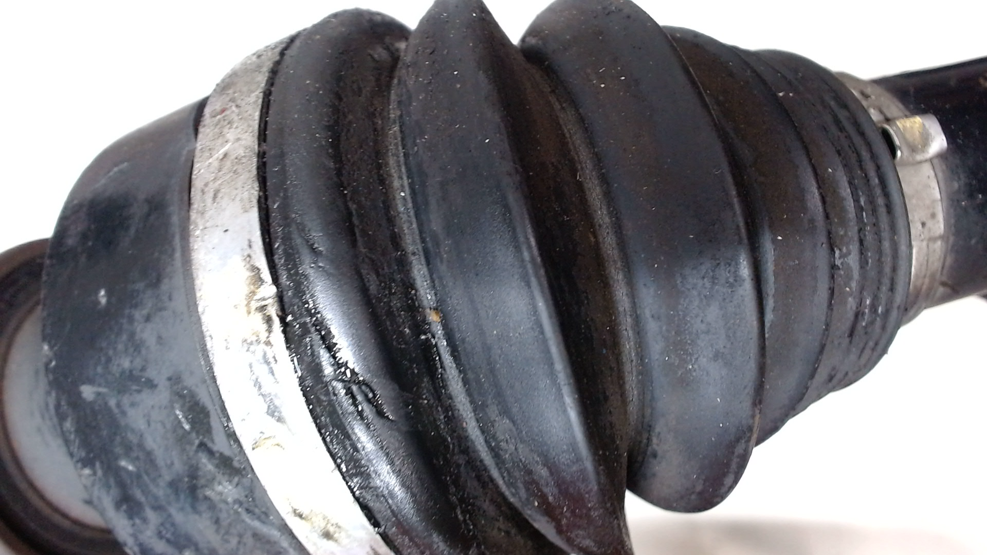 Полуось передняя правая