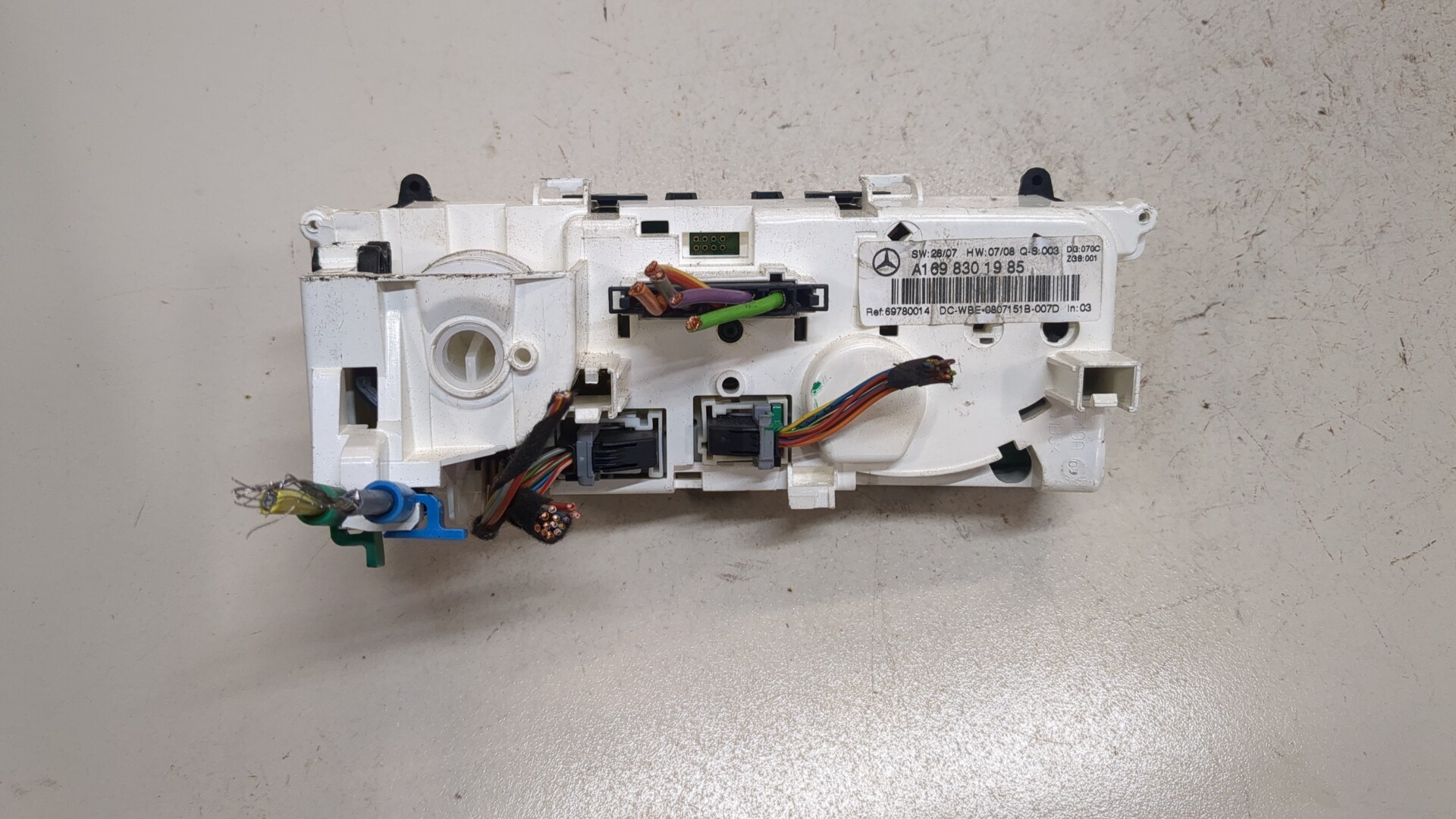 Переключатель отопителя