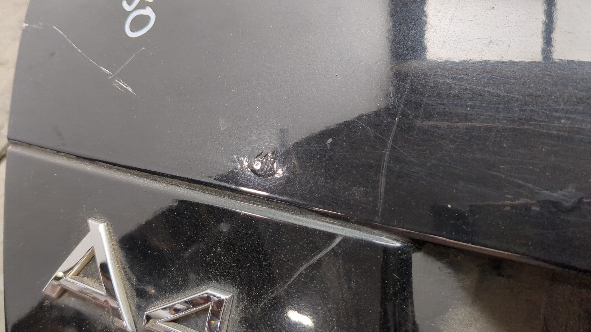 Дверь багажника