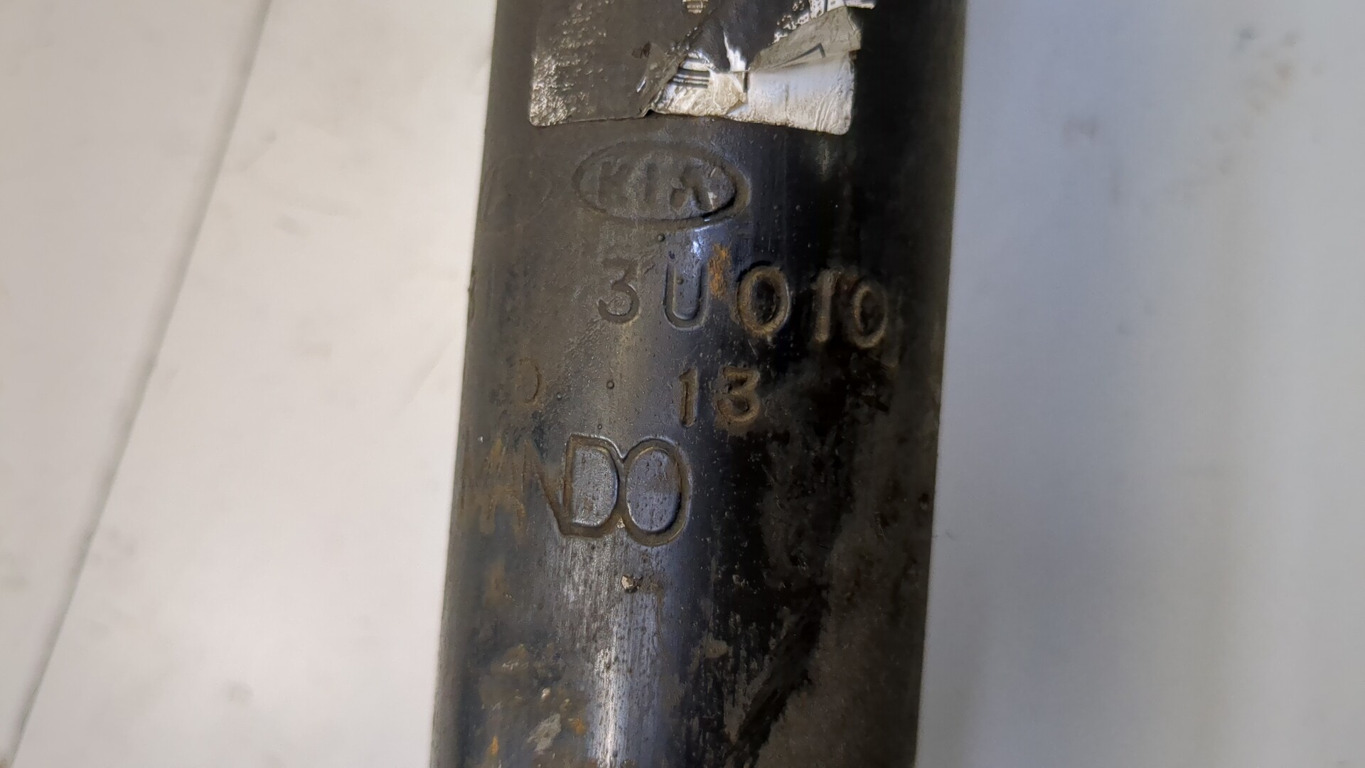 Амортизатор задний (стойка)