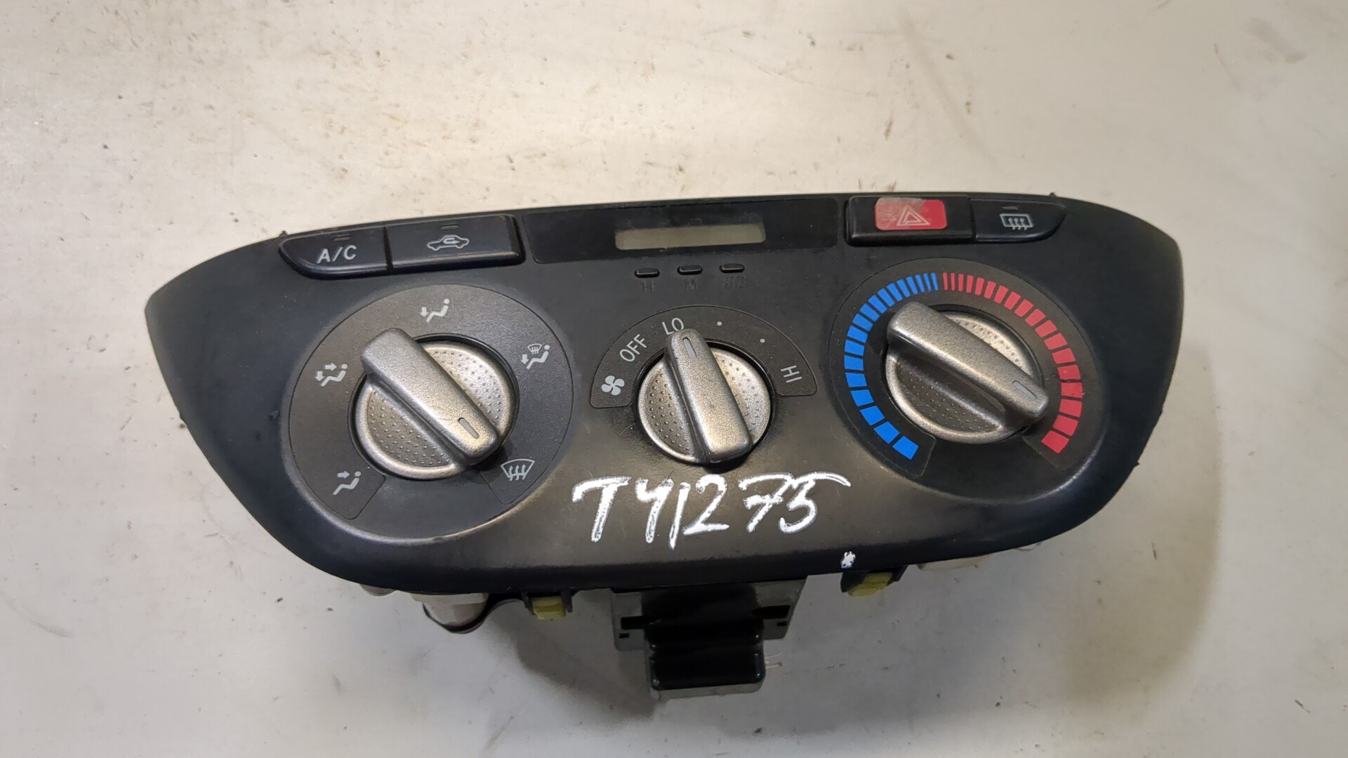 Переключатель отопителя