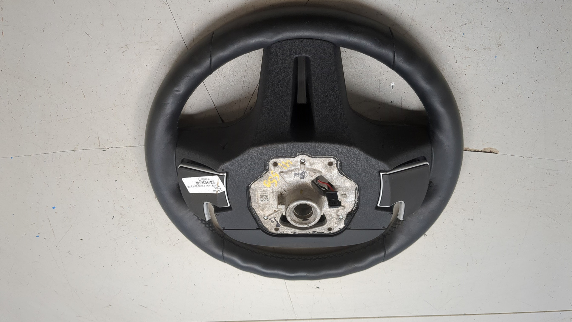 Рулевое колесо (руль)