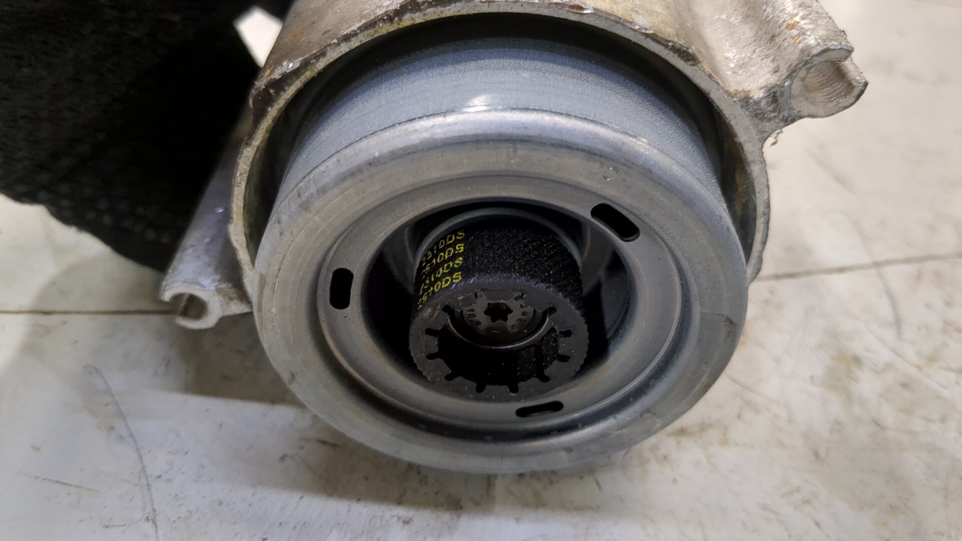 Серводвигатель рулевой рейки