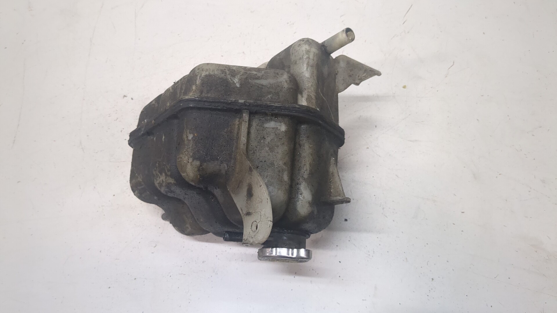 Бачок расширительный