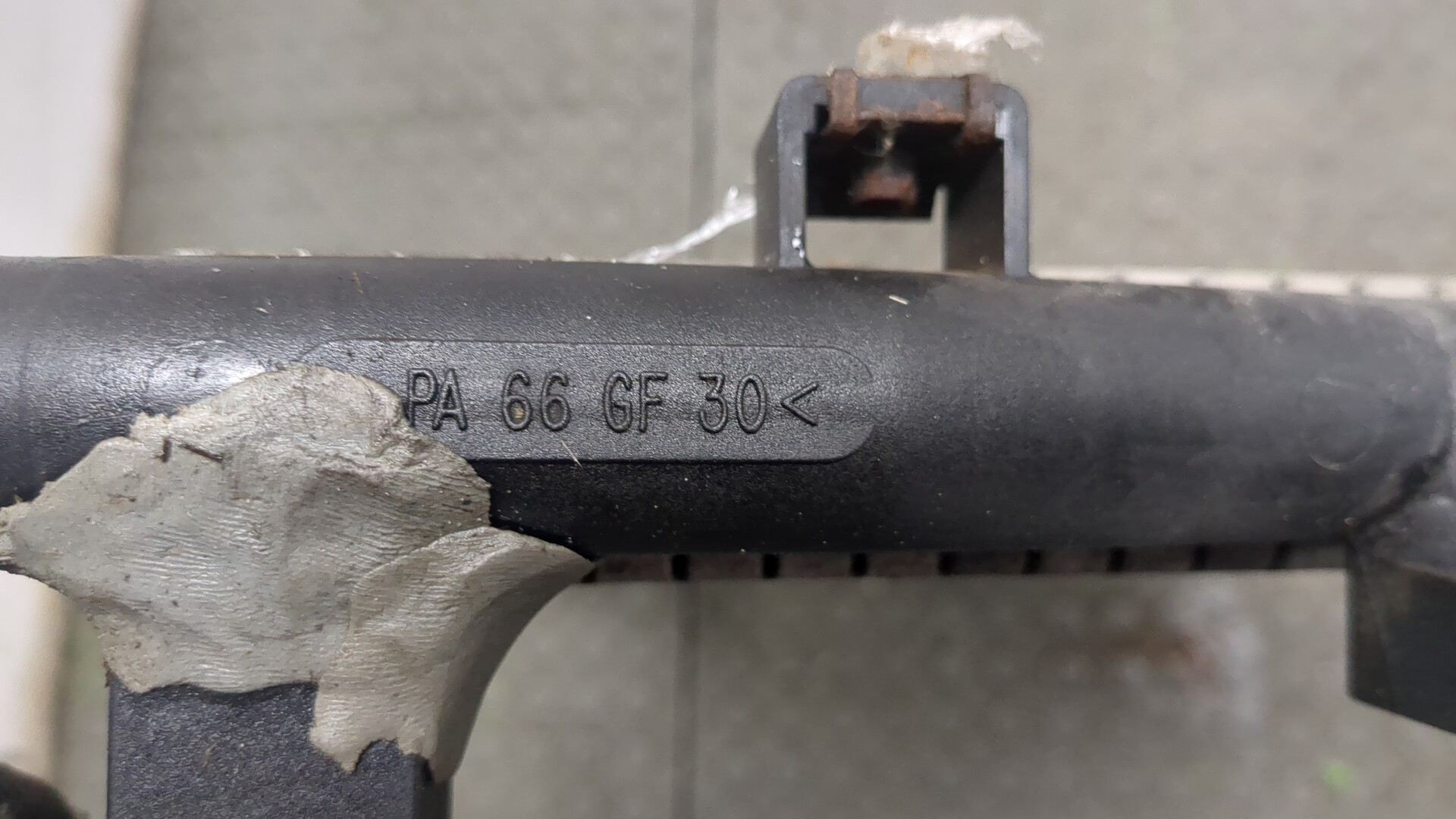 Радиатор охлаждения двигателя основной