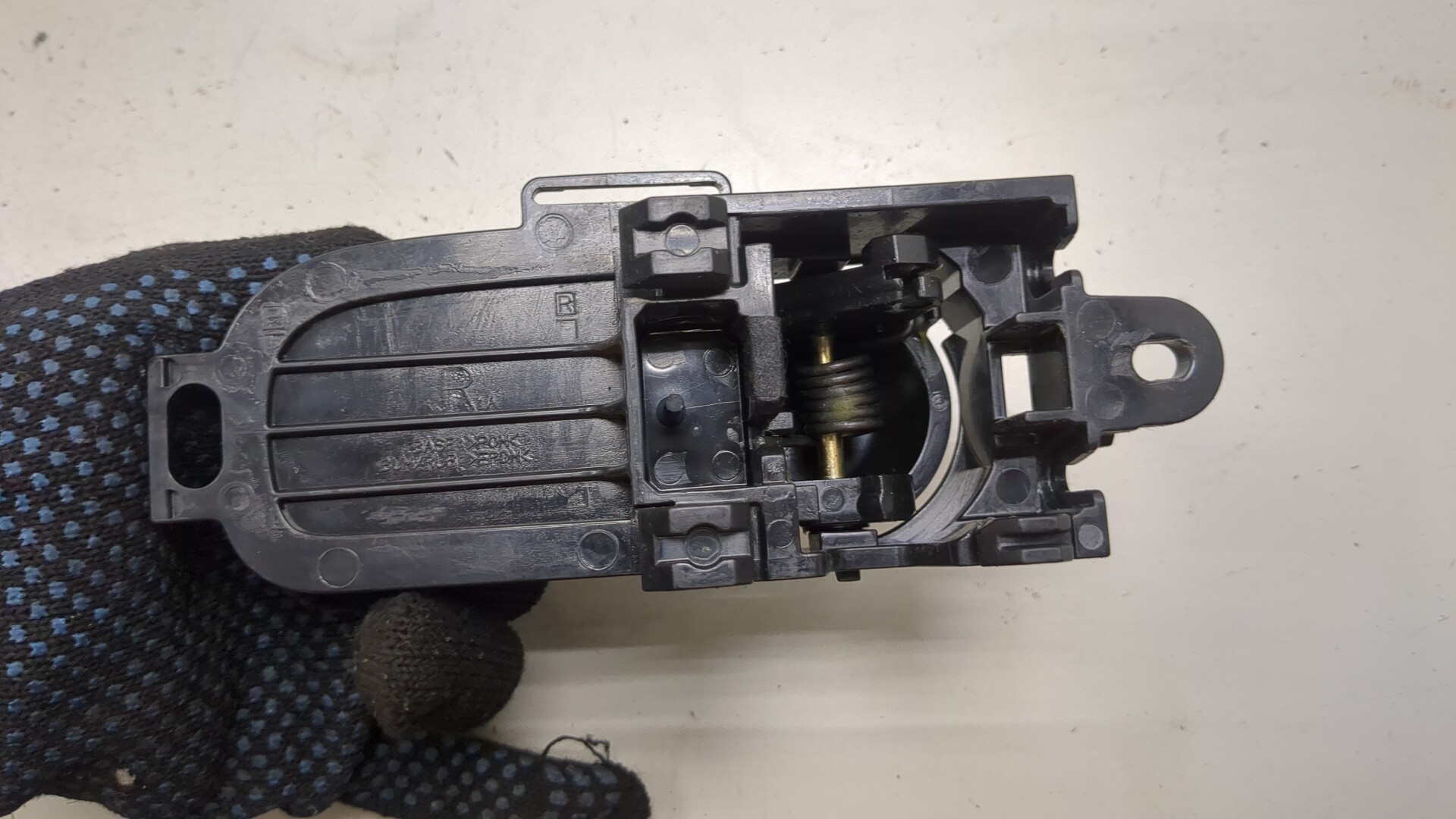 Ручка двери задней внутренняя правая