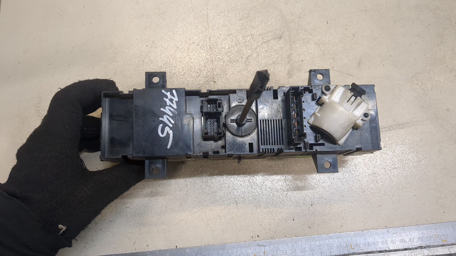 Переключатель отопителя