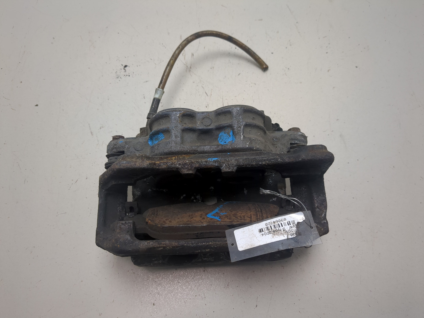 Суппорт передний левый