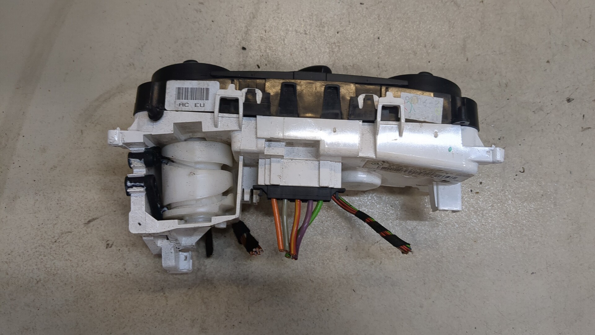 Переключатель отопителя