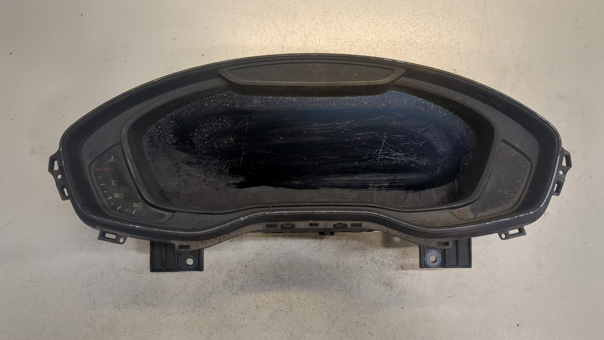 Панель приборов