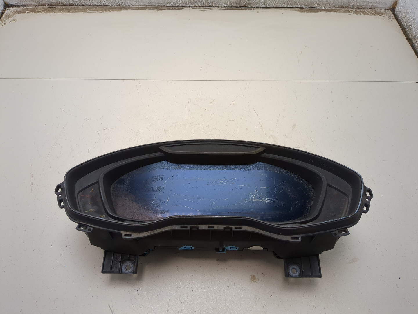 Панель приборов