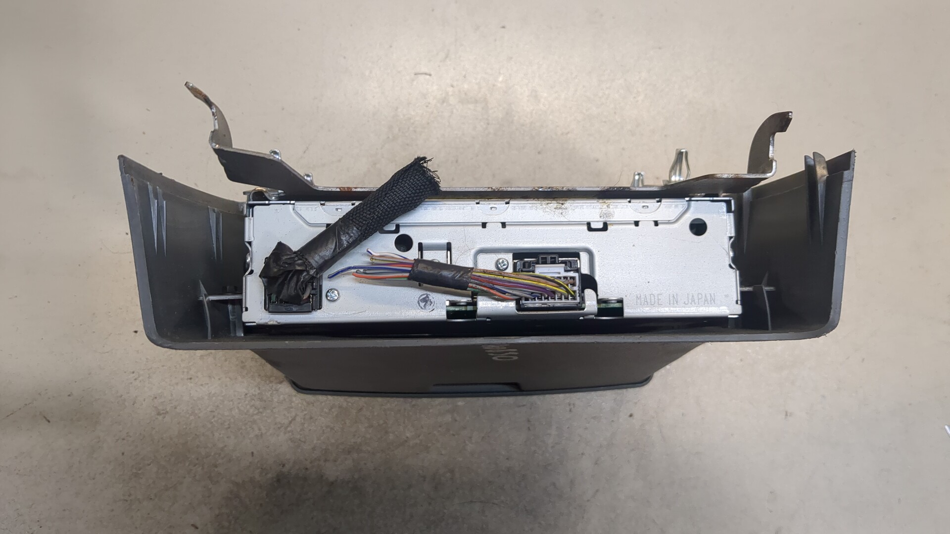 Проигрыватель CD/DVD