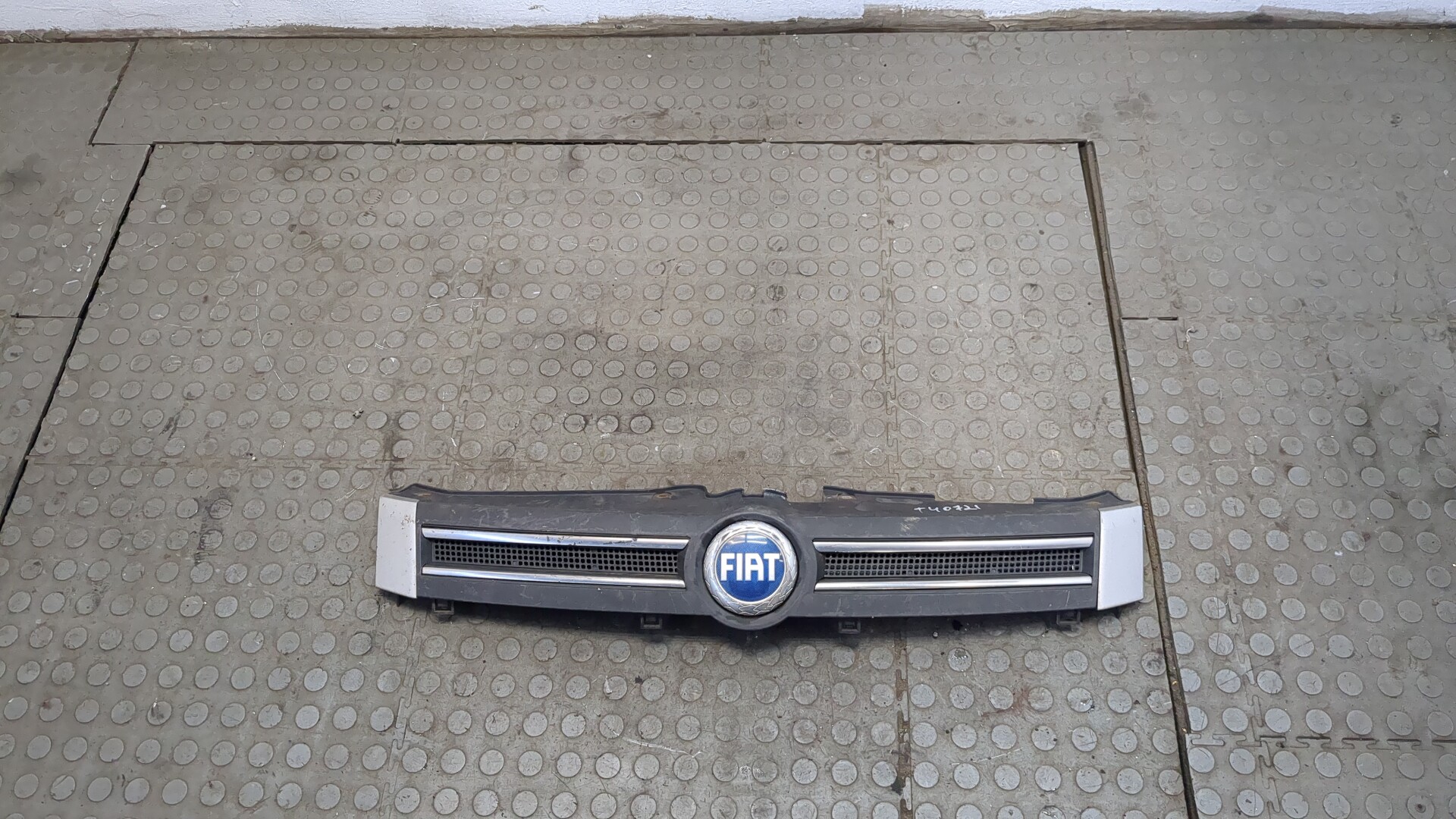 Решетка радиатора