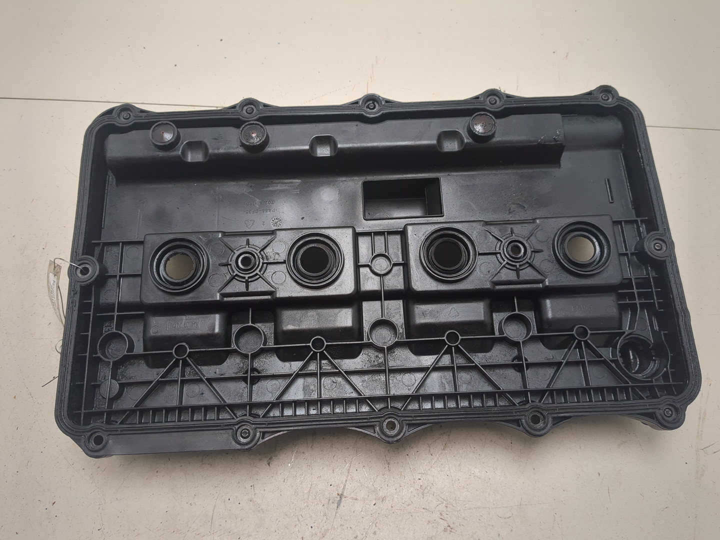 Крышка клапанная ГБЦ