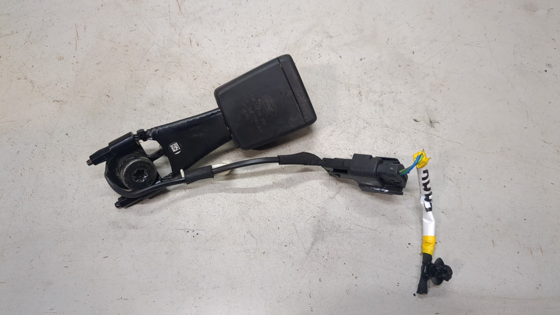 Ответная часть ремня безопасности