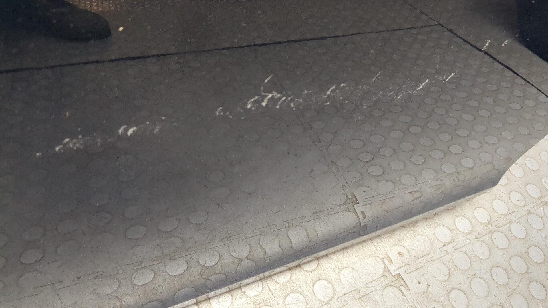 Дверь задняя правая