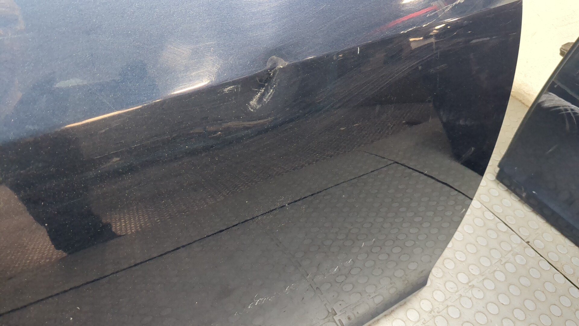 Дверь задняя правая