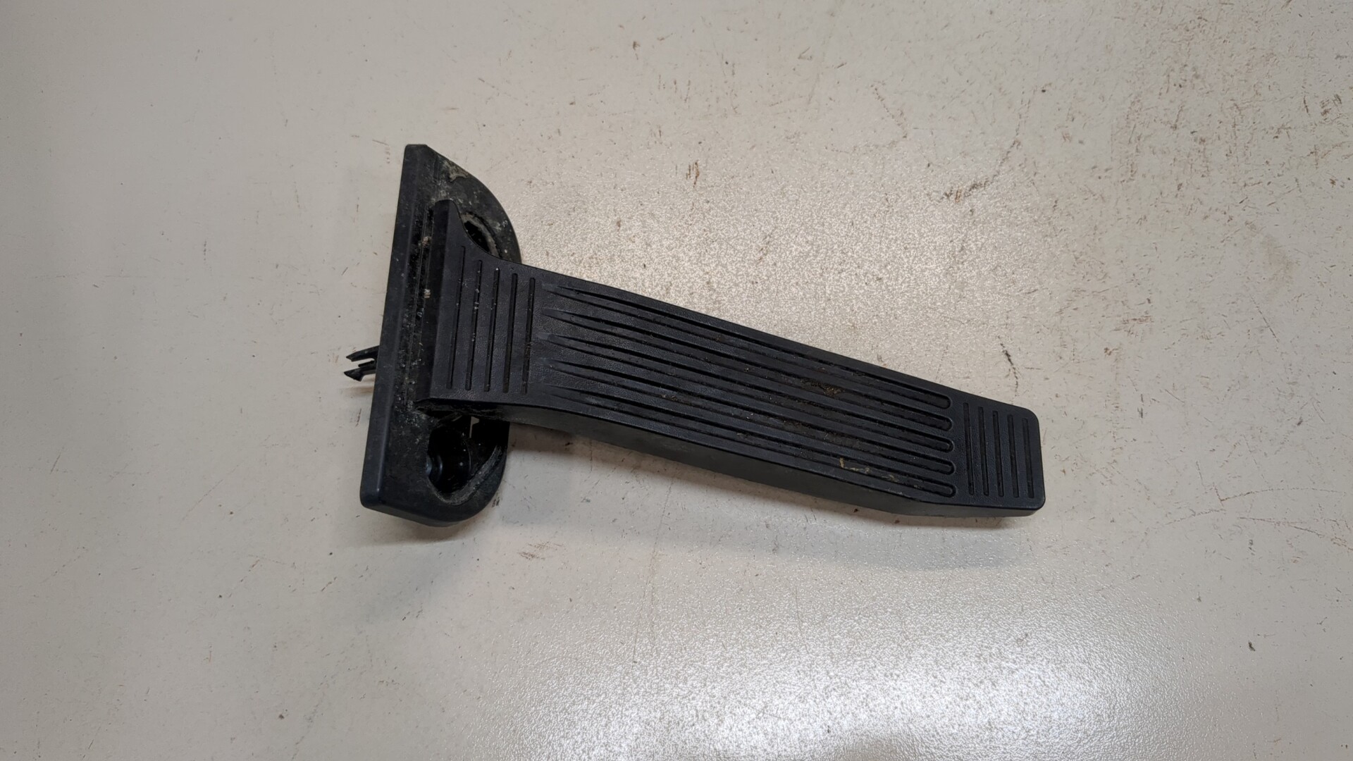 Педаль газа