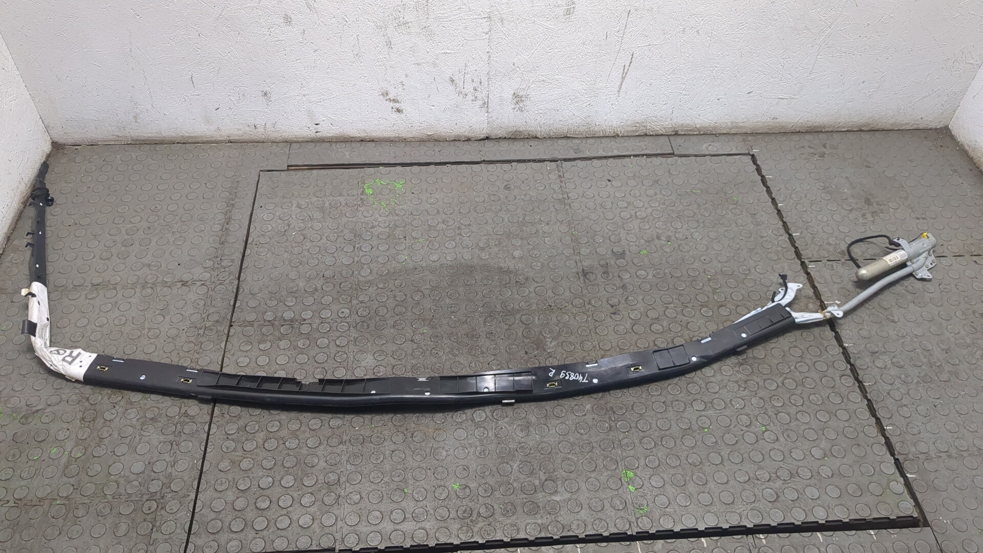 Подушка безопасности боковая (шторка)