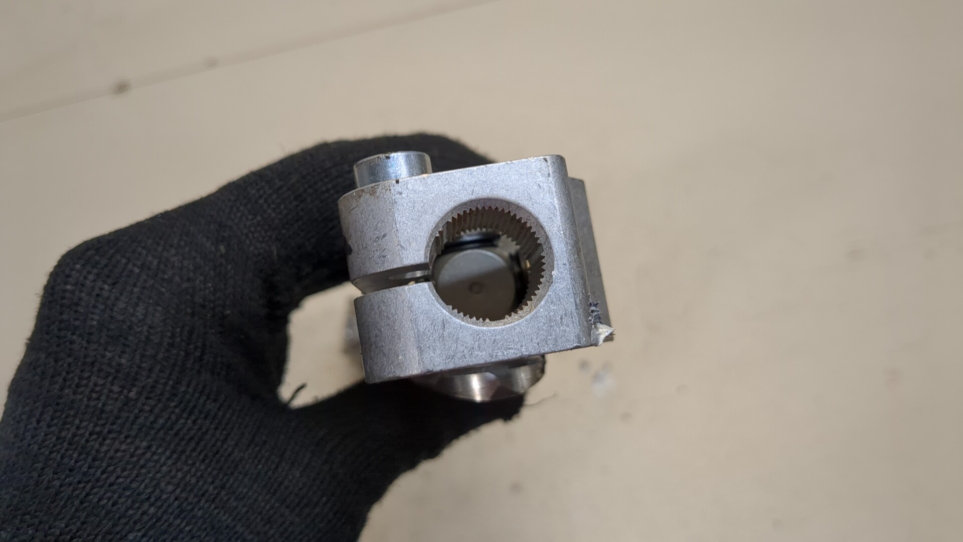 Кардан рулевой