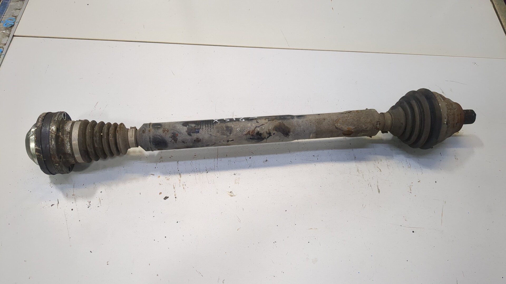 Полуось передняя правая