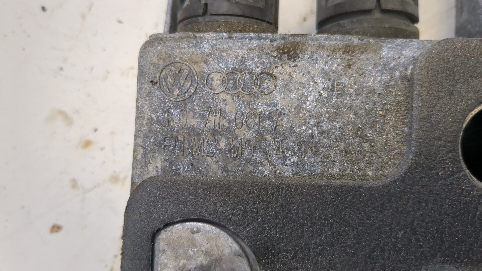 Кулиса МКПП / АКПП