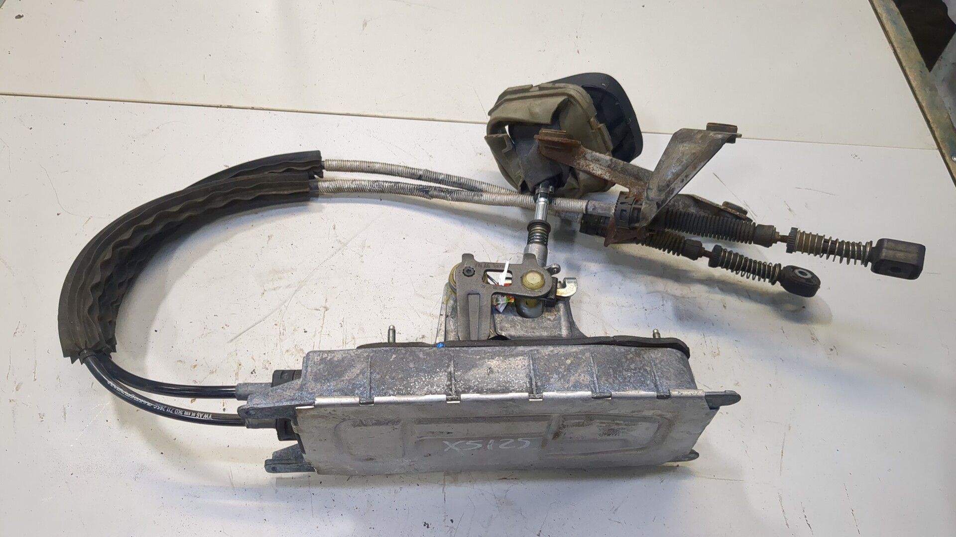 Кулиса МКПП / АКПП