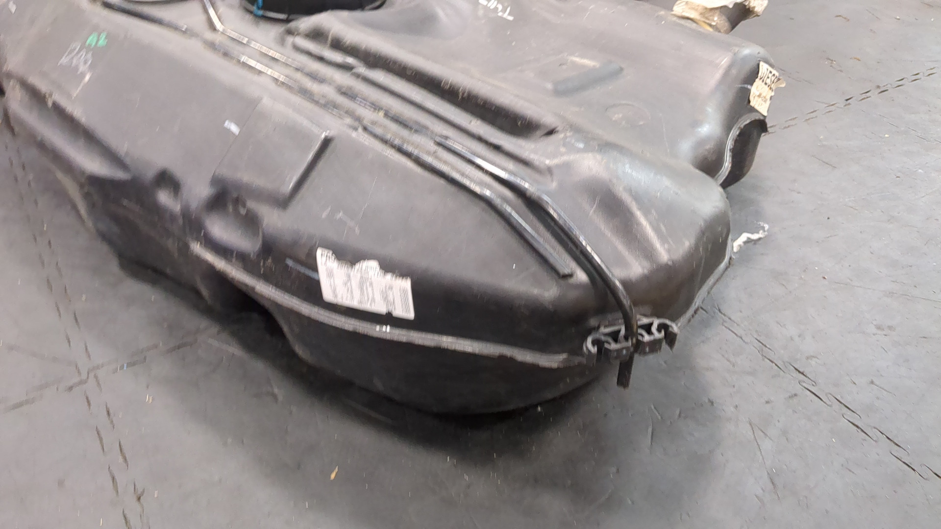 Бак топливный