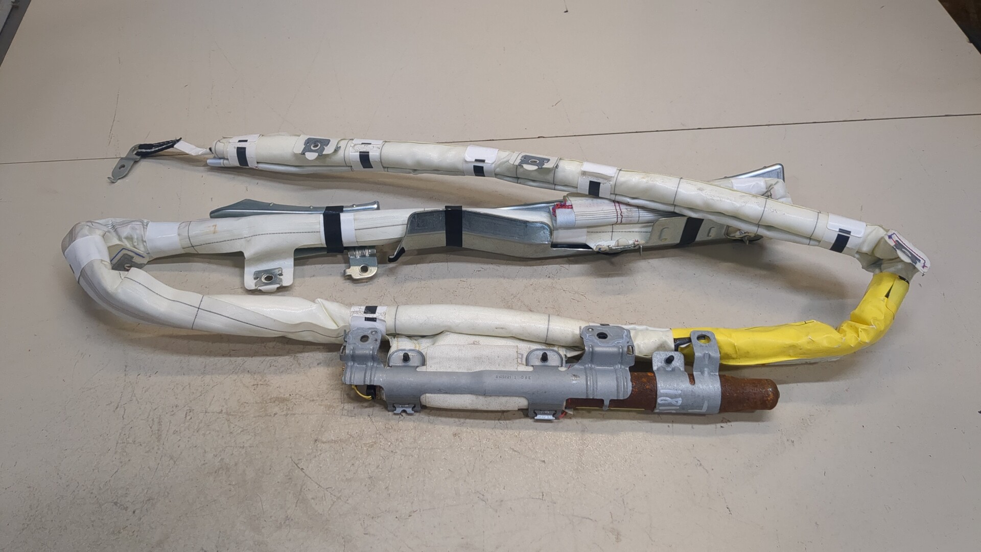 Подушка безопасности боковая (шторка)