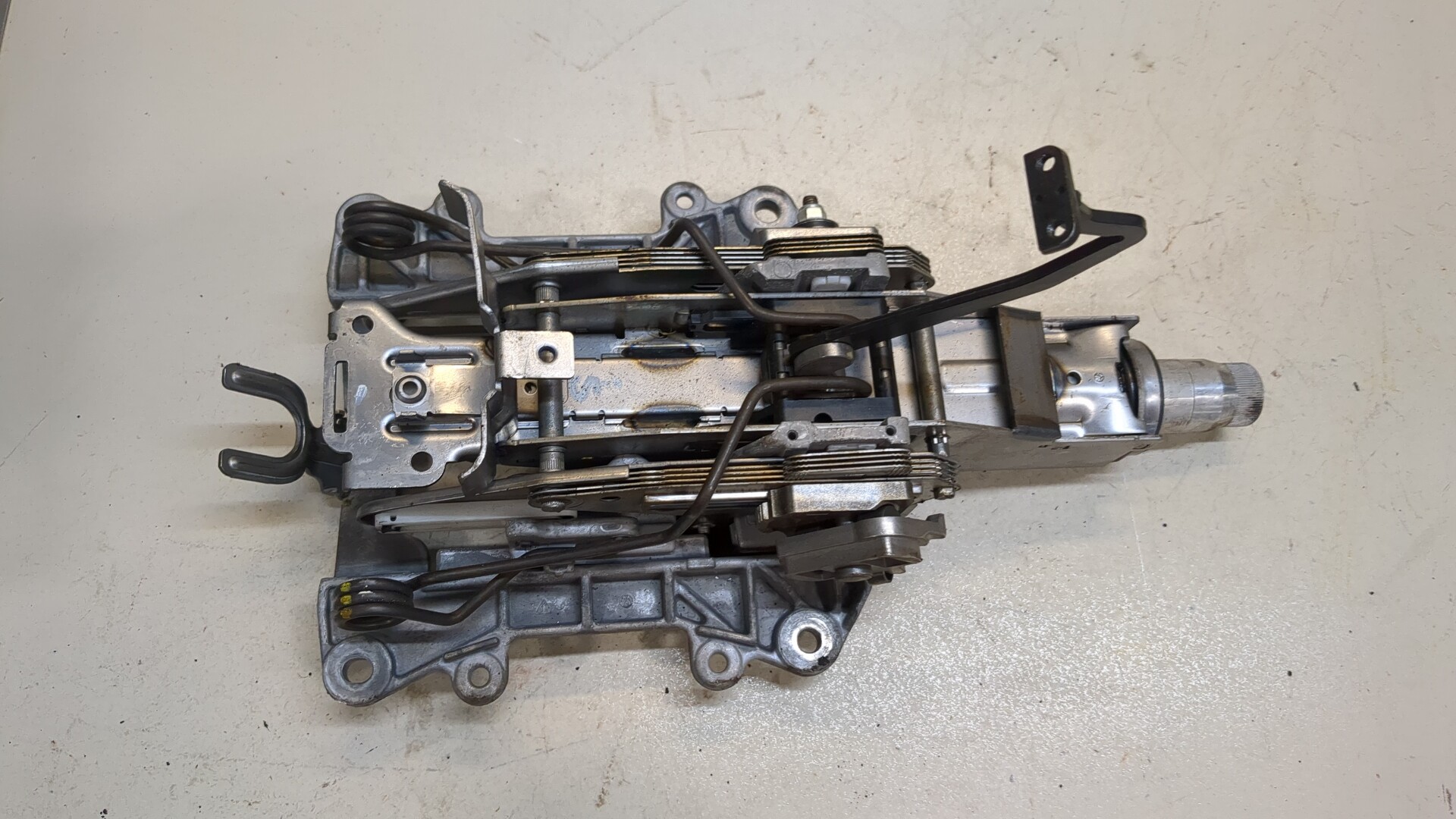 Колонка рулевая