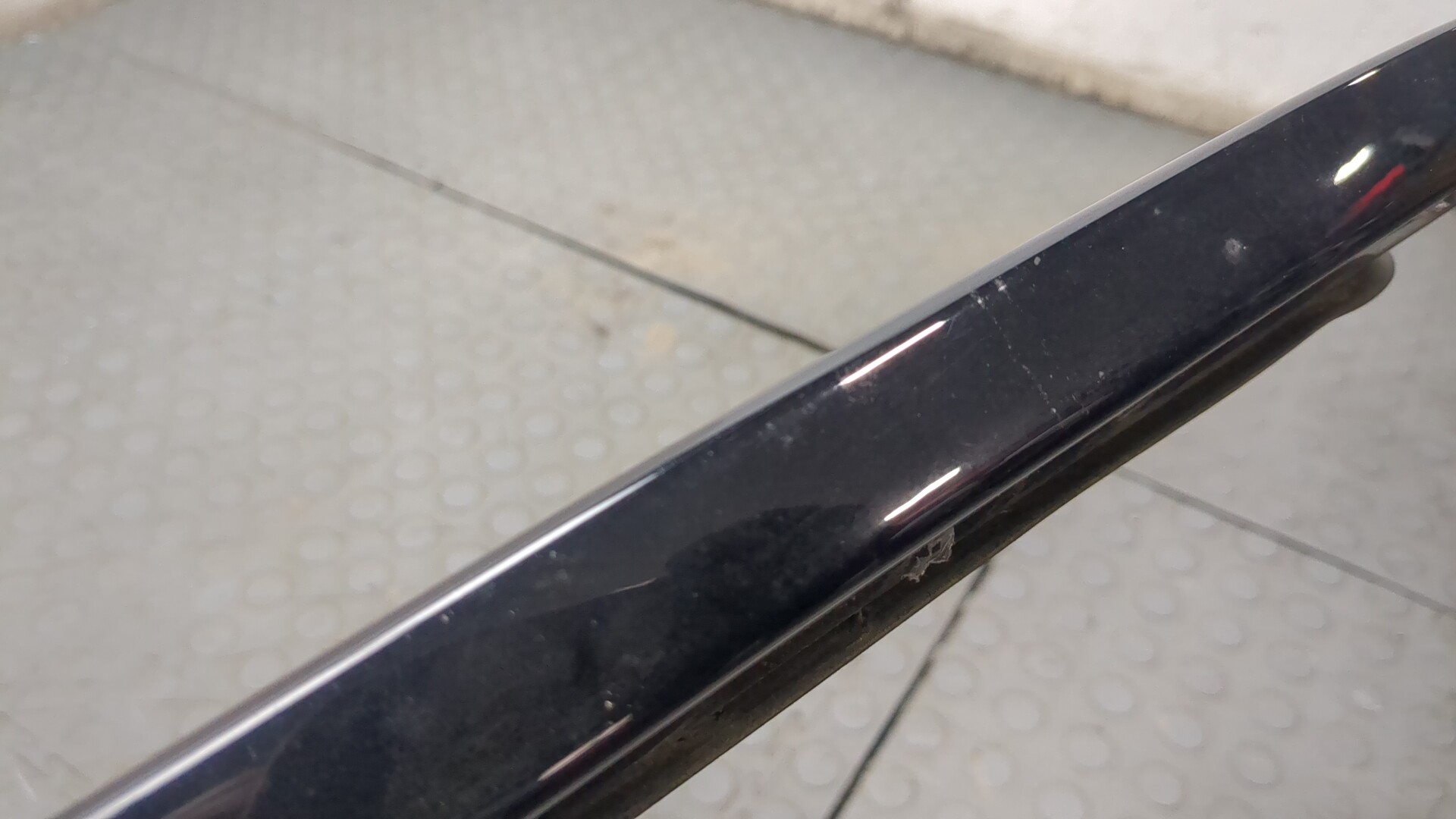 Рейлинг (релинг) правый (планка на крышу)