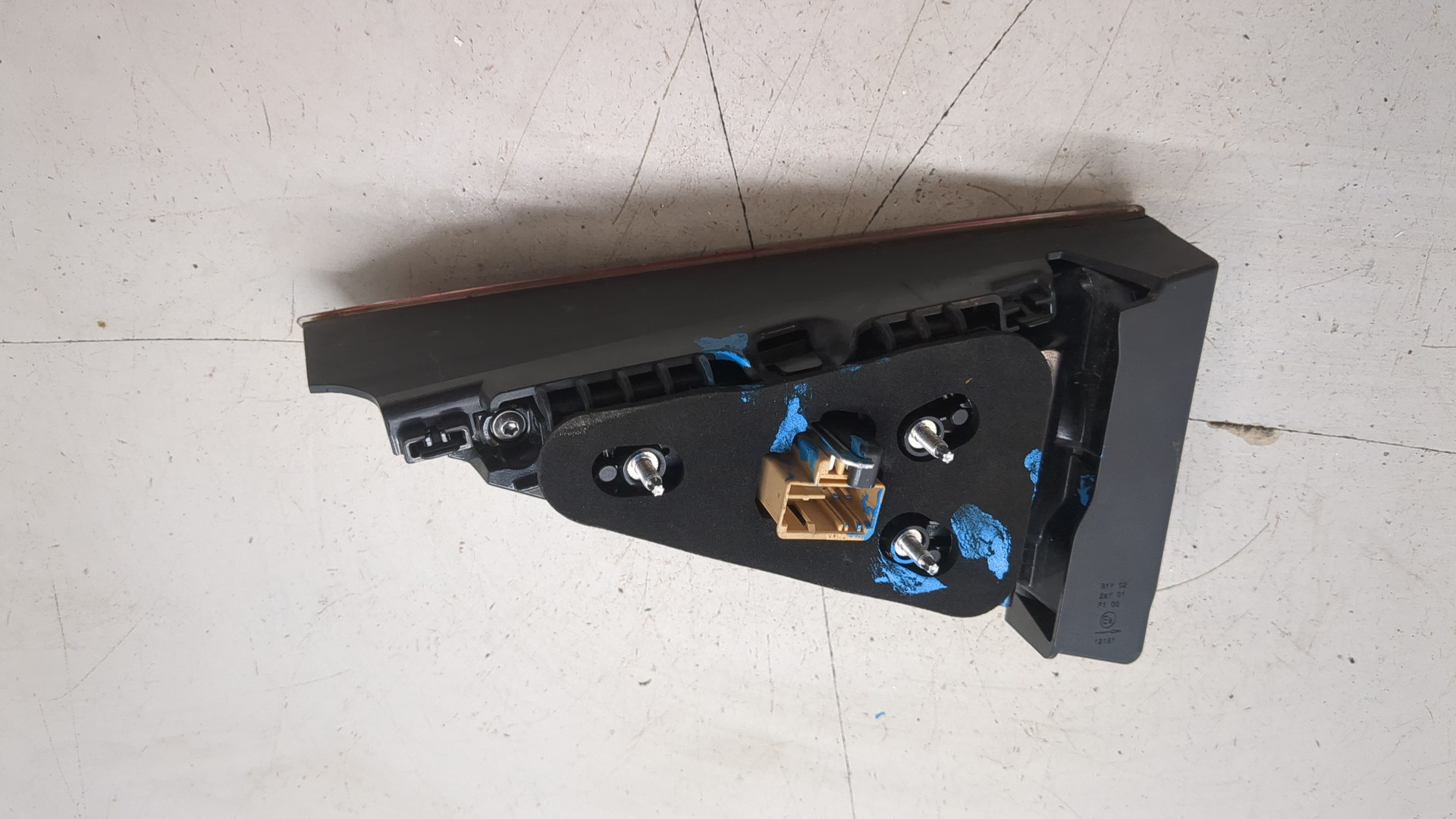 Фонарь задний внутренний правый