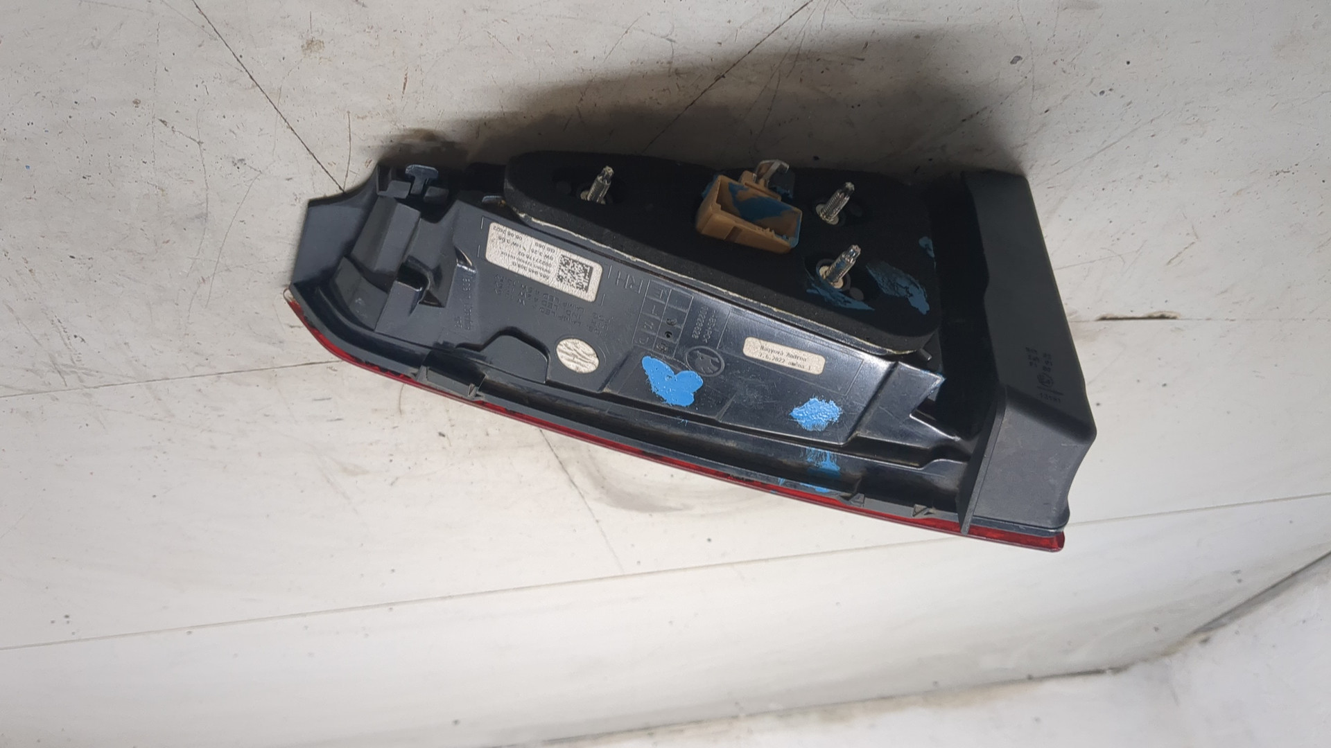 Фонарь задний внутренний правый