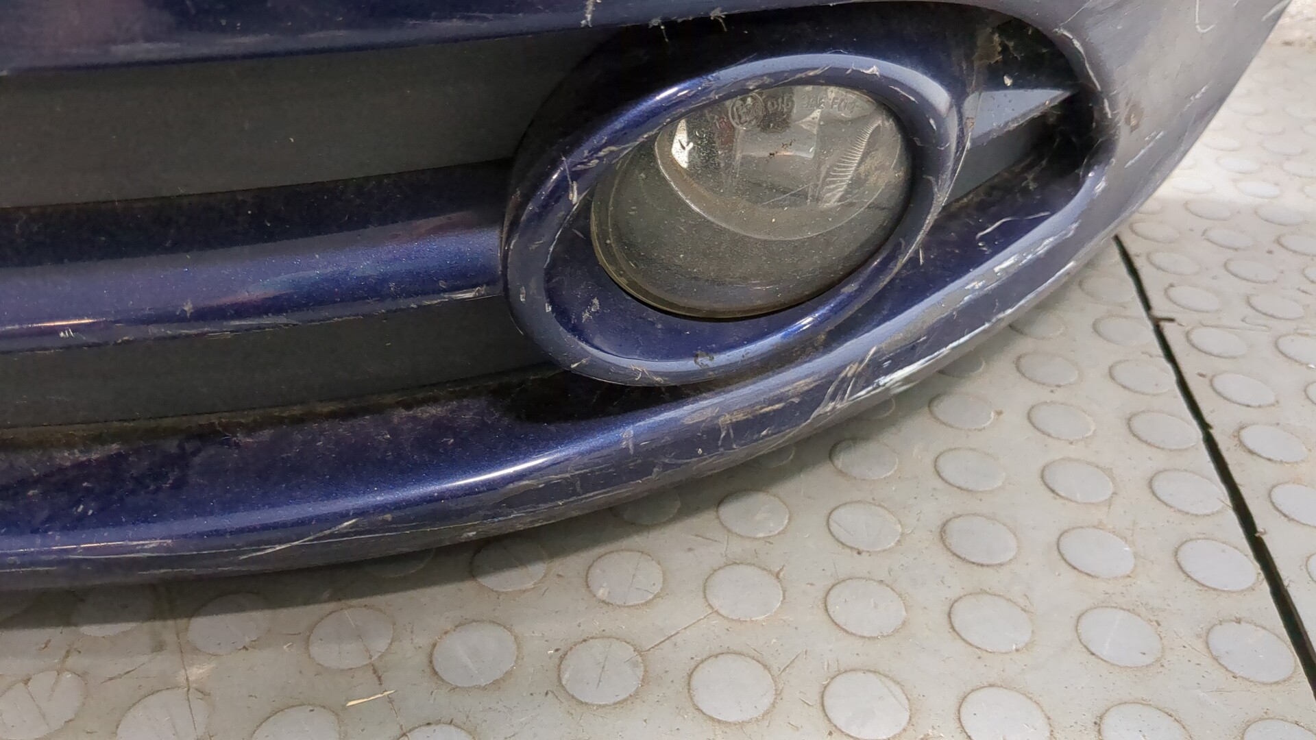 Бампер передний