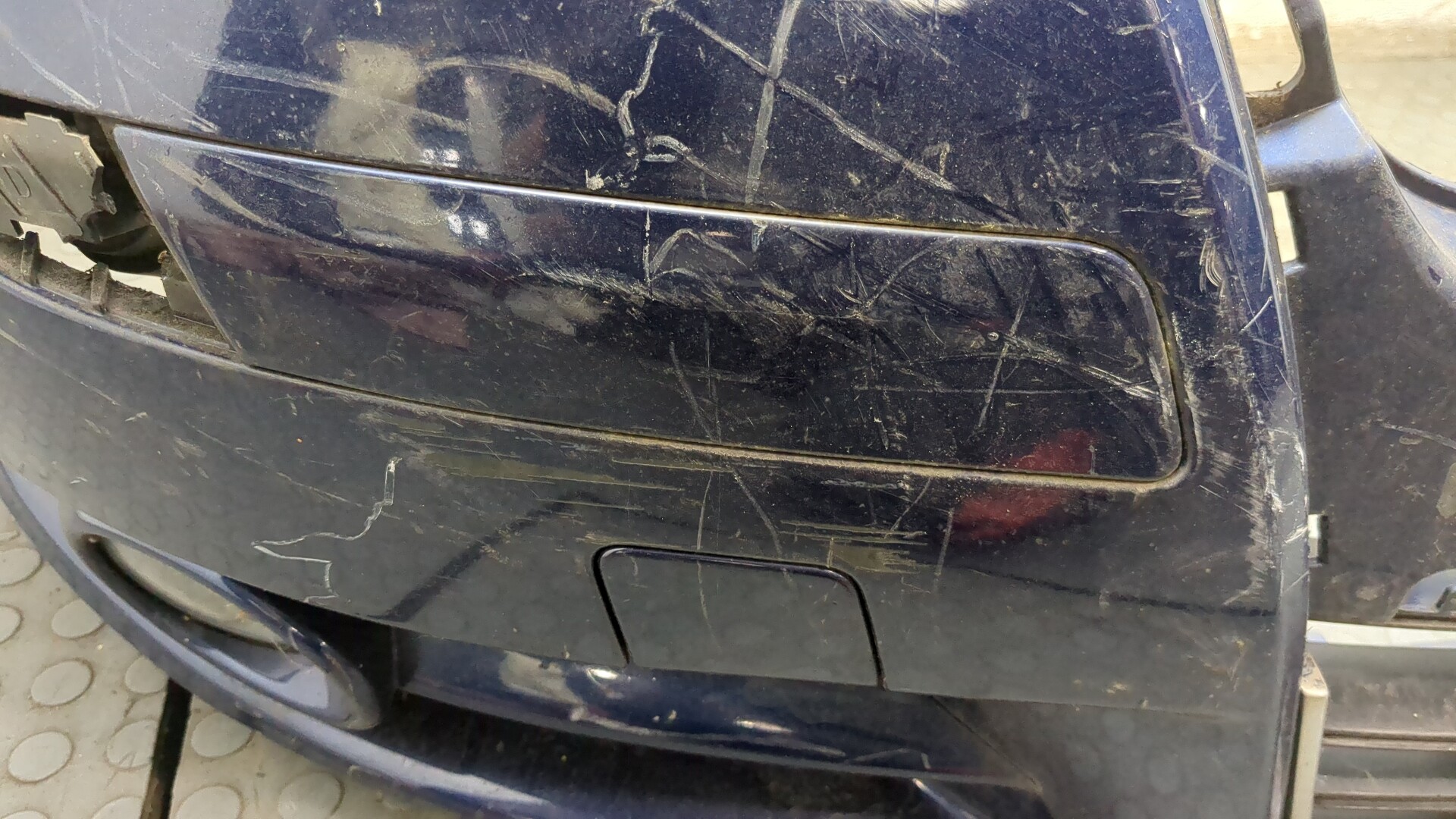 Бампер передний