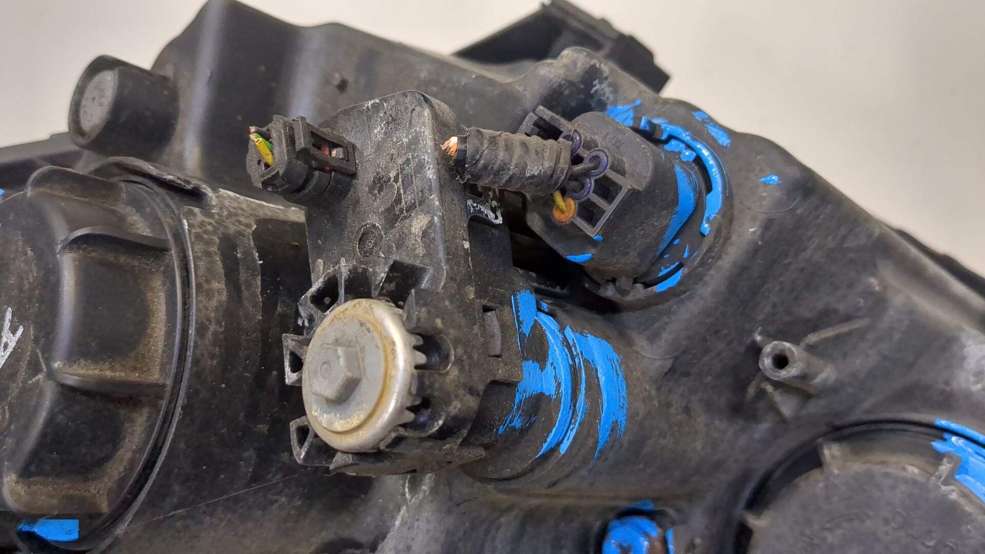 Фара правая