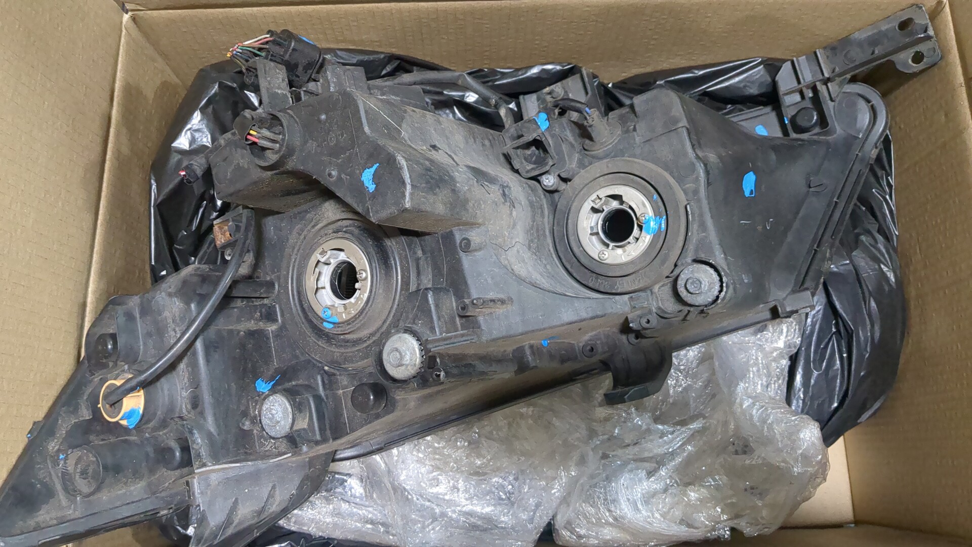 Фара правая