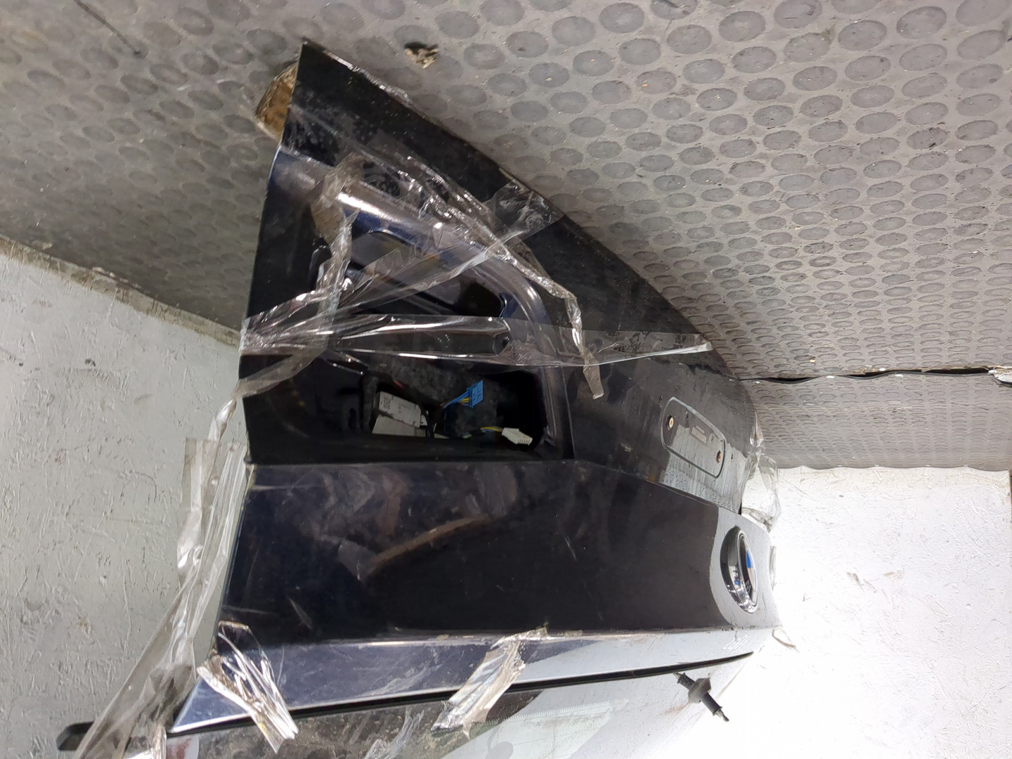 Дверь багажника