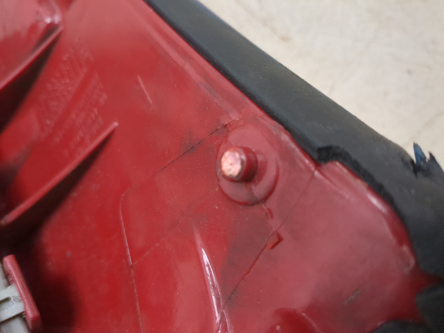 Фонарь задний правый