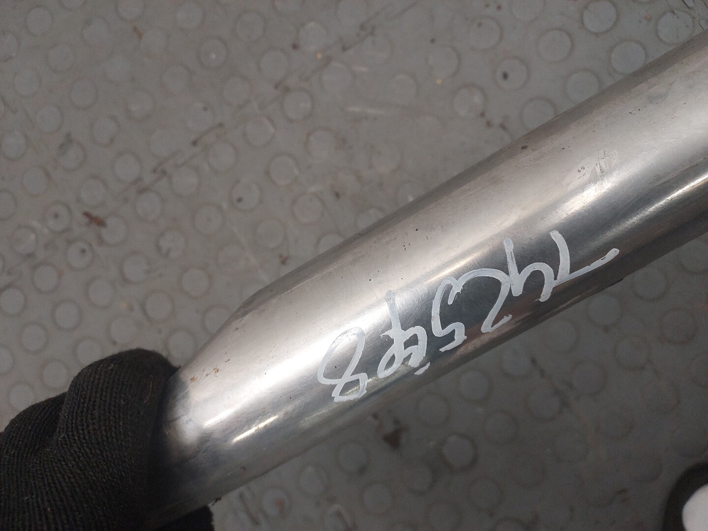 Подножка левая