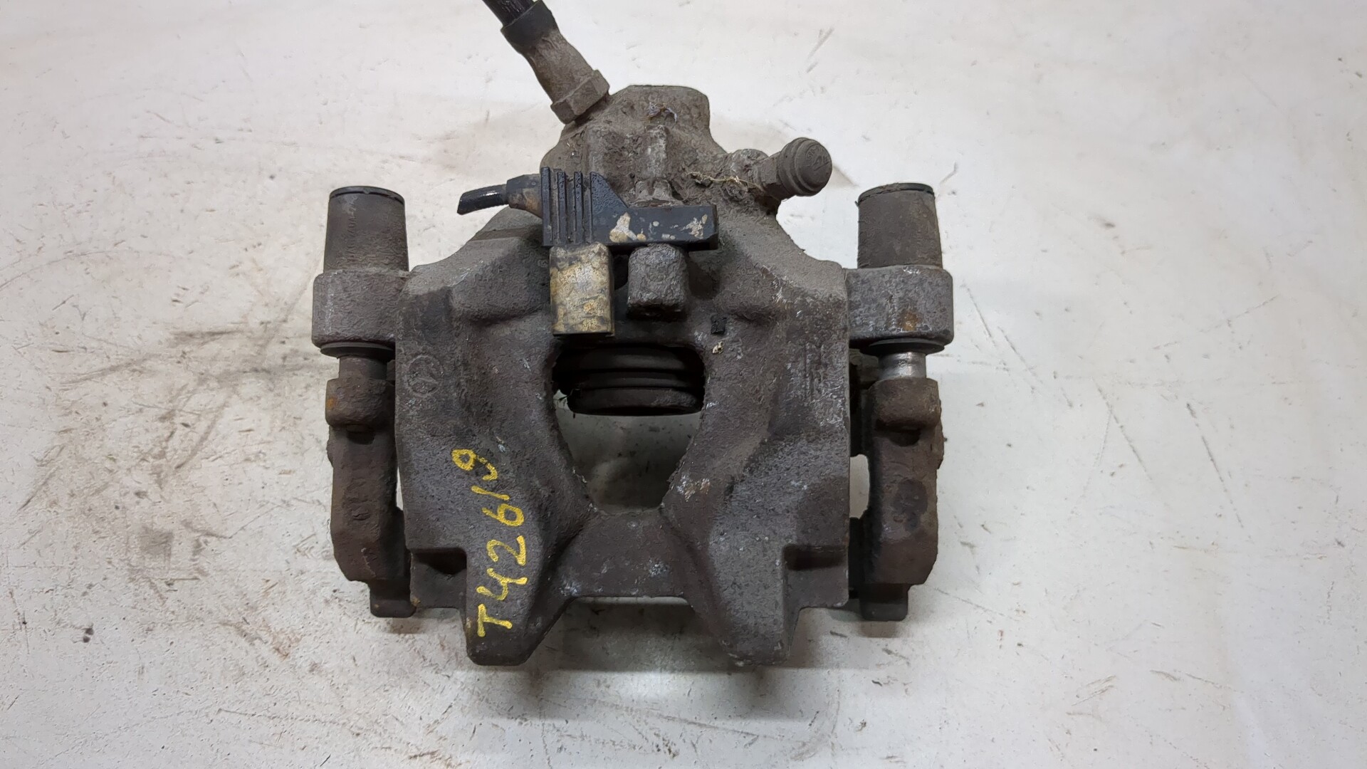 Суппорт задний правый