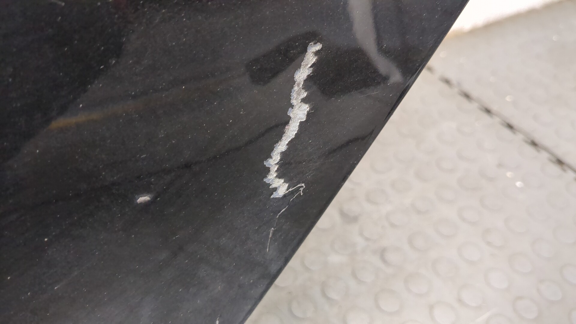 Дверь задняя левая