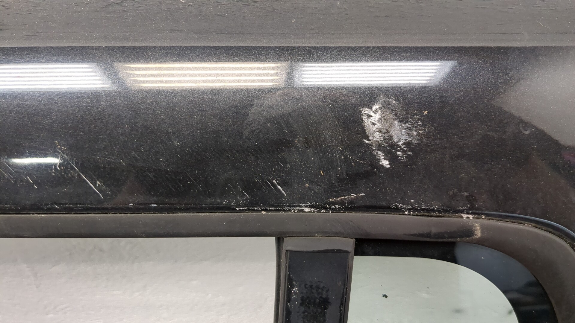 Дверь задняя левая