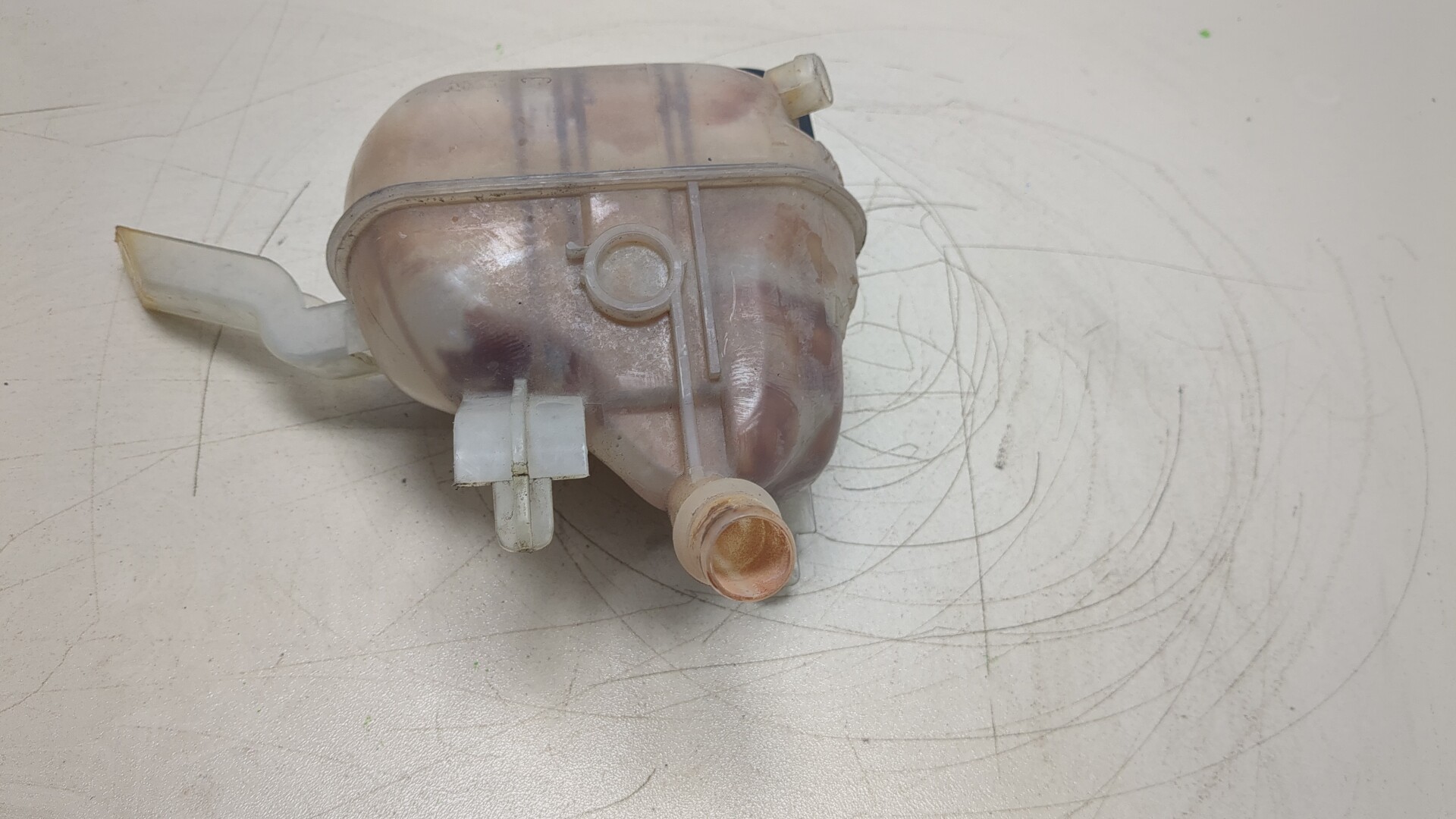 Бачок расширительный