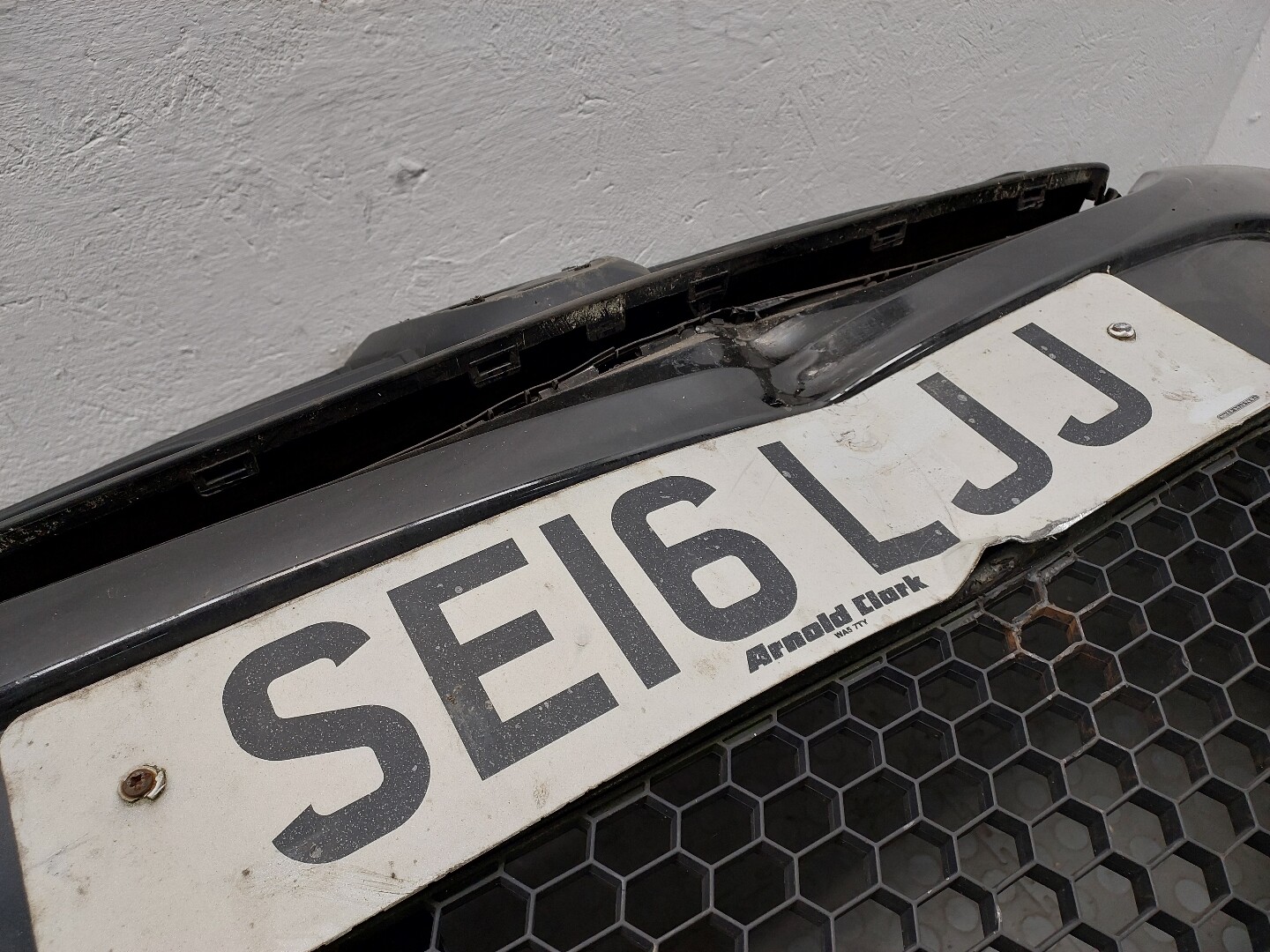 Бампер передний